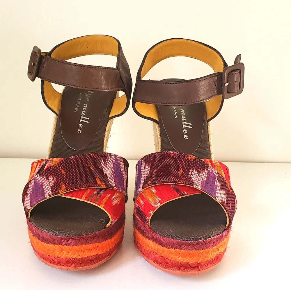Betty Muller Red Espadrilles Wedges 6 NWOT